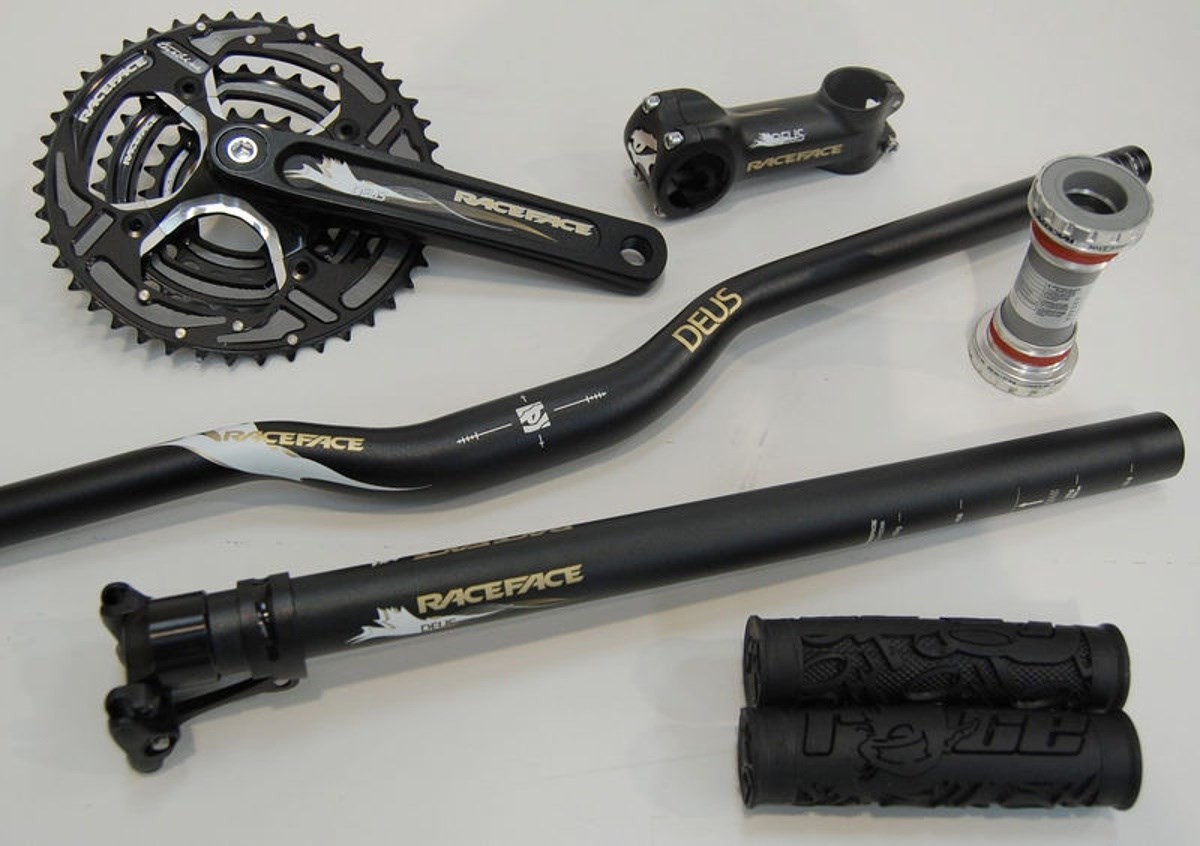 Race Face Deus XC Finishing Kit product image